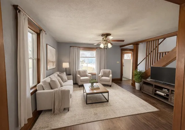 Photo 3 of Single family home for sale at 352 4th Street N, Brownton, MN 55312 | MLS# 7032151 | Listing updated on 2026-09-03