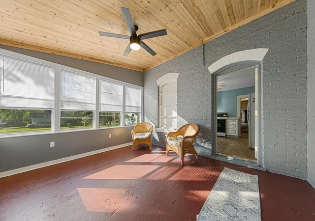 Photo 3 of Single family home for sale at 219 Davis St, Le Sueur, MN 56058 | MLS# 7032153 | Listing updated on 2026-09-14