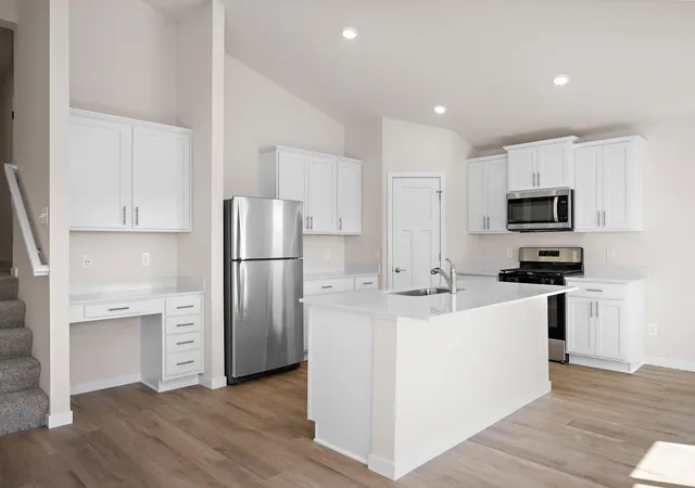 4th image of 724 Spruce St N, Cambridge, MN 55008 | MLS# 7032162