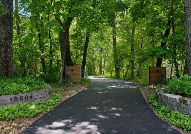 Photo 2 of Single family home for sale at 18804 Kingswood Ter, Minnetonka, MN 55345 | MLS# 7032187 | Listing updated on 2026-09-12