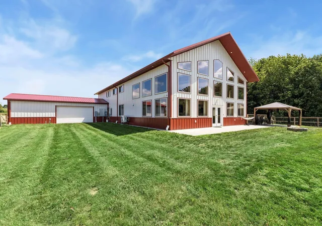 3rd image of 525 233Rd St, Baldwin, WI 54002 | MLS# 7032465