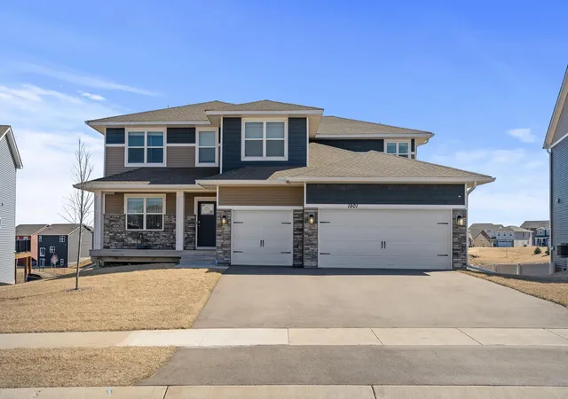 1st image of 1901 Aztec Ave, Shakopee, MN 55379 | MLS# 7032481