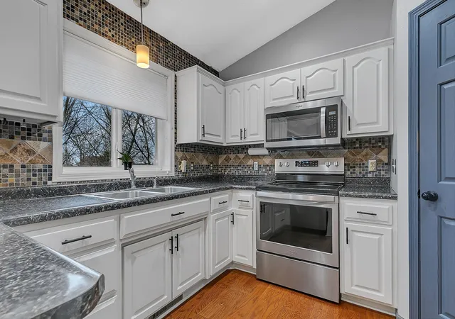 2nd image of 105 Iris Ln Ne, Saint Joseph, MN 56374 | MLS# 7032744