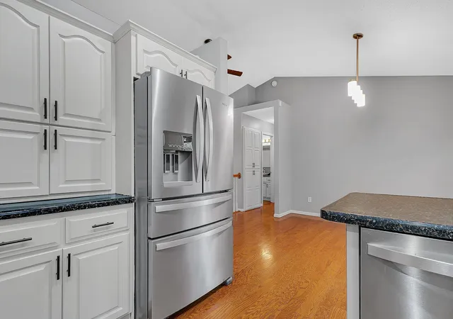 4th image of 105 Iris Ln Ne, Saint Joseph, MN 56374 | MLS# 7032744