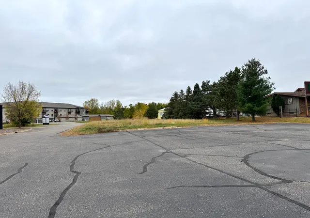 1st image of 15537 Edgewood Dr, Brainerd, MN 56401 | MLS# 7032862