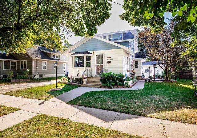 Photo 1 of Sale Pending at 1364 12th Avenue S, Fargo, ND 58103 | MLS# 7033124 | Listing updated on 2026-08-27