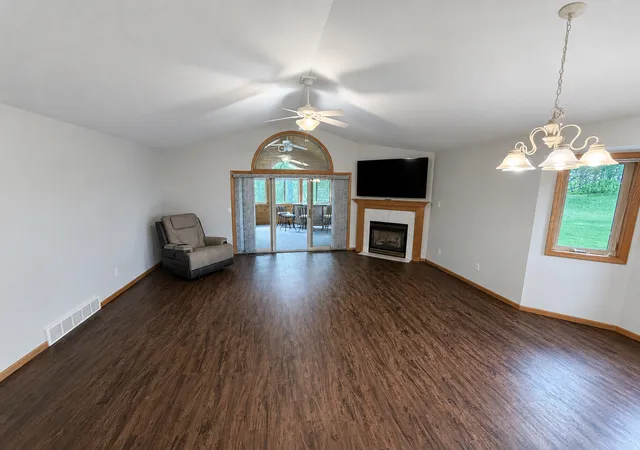 Homes for sale in Annandale, MN | 1260 Cypress Dr W, Annandale, MN 55302 | MLS# 7033264
