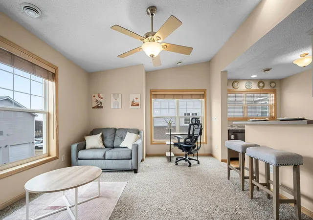 1st image of 2923 Hemingway Dr, Chaska, MN 55318 | MLS# 7033461