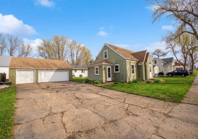Homes for sale in Clara City, MN | 122 1st Ave Ne, Clara City, MN 56222 | MLS# 7033579