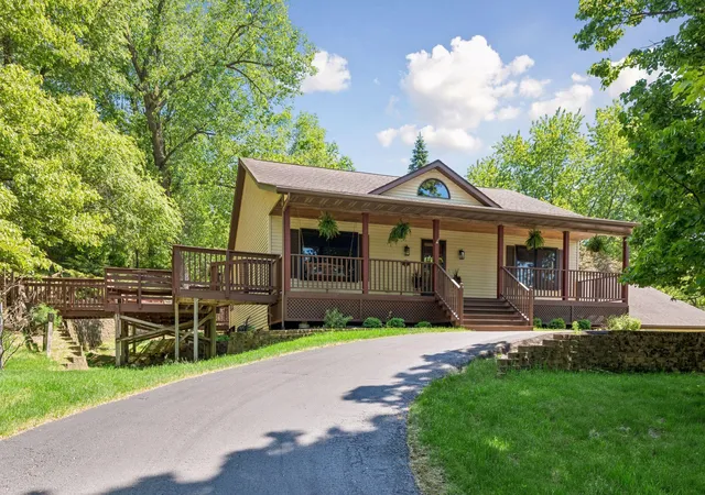 1st image of 2271 Twin Bluff Rd, Red Wing, MN 55066 | MLS# 7033623
