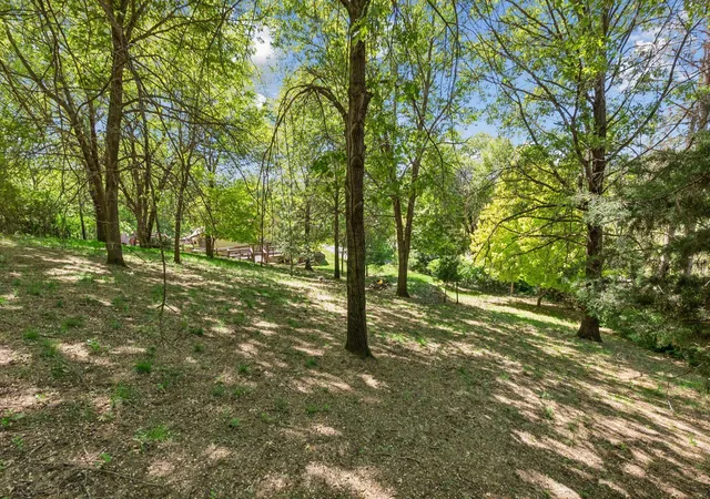 65th image of 2271 Twin Bluff Rd, Red Wing, MN 55066 | MLS# 7033623