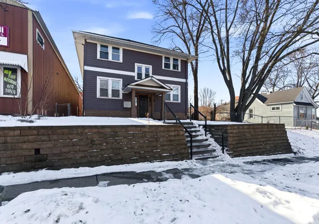 1st image of 758 Reaney Ave, Saint Paul, MN 55106 | MLS# 7033997