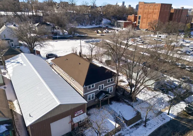 2nd image of 758 Reaney Ave, Saint Paul, MN 55106 | MLS# 7033997