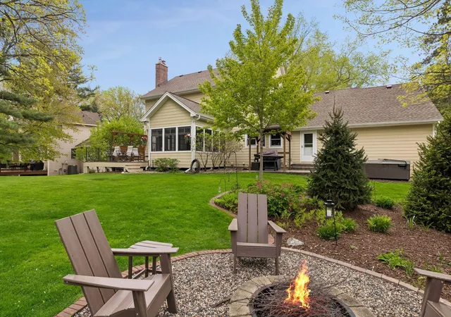 Homes for sale in Mahtomedi, MN | 75 Wildridge Rd, Mahtomedi, MN 55115 | MLS# 7034053