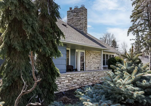 3rd image of 5277 Lochloy Dr, Minneapolis, MN 55436 | MLS# 7034157