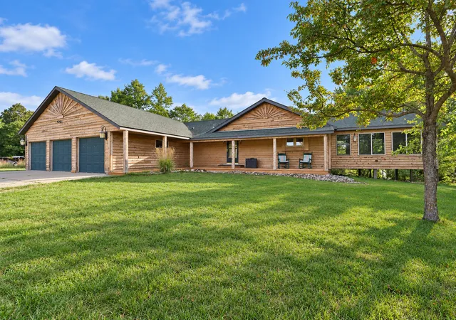 Photo 1 of Single family home for sale at 39604 Outing Ct, Browerville, MN 56438 | MLS# 7034296 | Listing updated on 2026-10-09