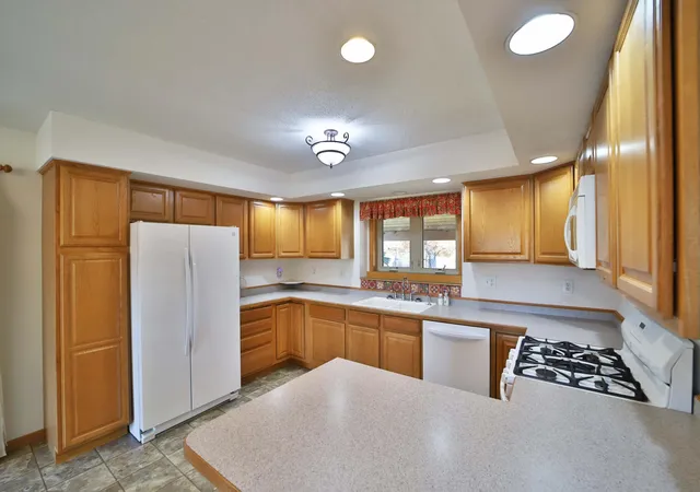 Photo 2 of Single family home for sale at 39604 Outing Ct, Browerville, MN 56438 | MLS# 7034296 | Listing updated on 2026-10-16