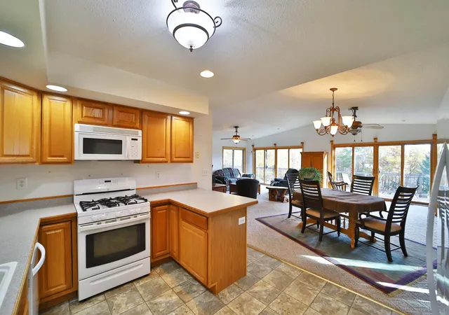 Photo 4 of Single family home for sale at 39604 Outing Ct, Browerville, MN 56438 | MLS# 7034296 | Listing updated on 2026-10-09