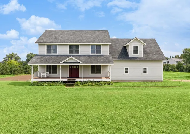 Homes for sale in New Richmond, WI | 826 165Th Ave, New Richmond, WI 54017 | MLS# 7034332
