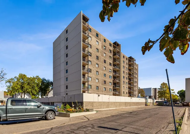 Photo 3 of Condo for sale at 1110 3rd Avenue N #801W, Fargo, ND 58102 | MLS# 7034813 | Listing updated on 2026-09-17