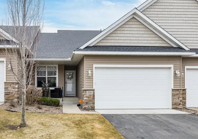 Photo 4 of Single family home for sale at 20596 Kearney Path, Lakeville, MN 55044 | MLS# 7035146 | Listing updated on 2026-10-20