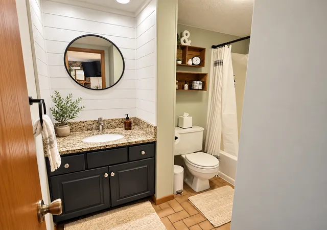 Photo 3 of Condo for sale at 128 Brg Run Ln #B, Lutsen, MN 55612 | MLS# 7035322 | Listing updated on 2026-09-21