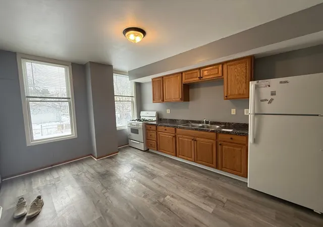 2nd image of 666 Sims Ave, Saint Paul, MN 55106 | MLS# 7035480
