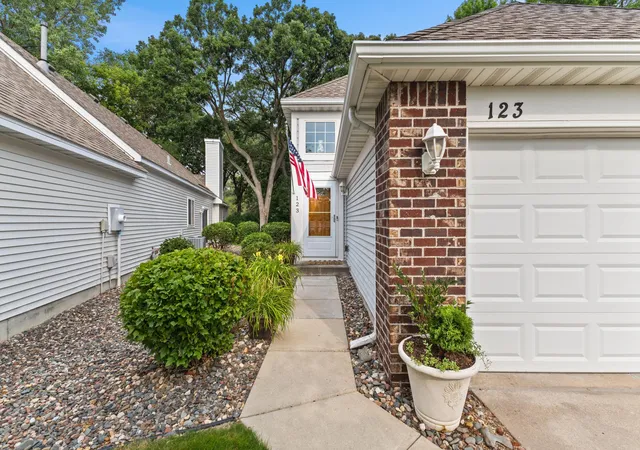 Photo 3 of Sale Pending at 123 Christenson Ct Ne, Minneapolis, MN 55432 | MLS# 7035703 | Listing updated on 2026-09-07