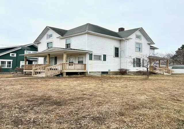 Homes for sale in Albert Lea, MN | 221 N 3rd Ave, Albert Lea, MN 56007 | MLS# 7035715