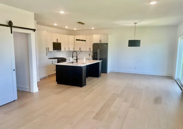 Photo 3 of Single family home for sale at 4550 Savanna Trl, Chaska, MN 55318 | MLS# 7035742 | Listing updated on 2026-09-17