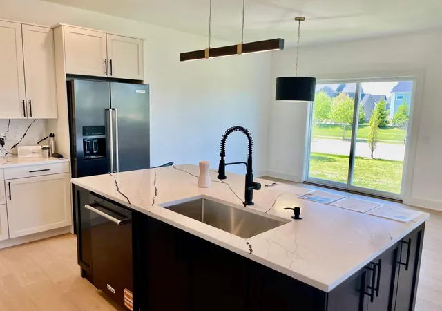 Photo 4 of Single family home for sale at 4550 Savanna Trl, Chaska, MN 55318 | MLS# 7035742 | Listing updated on 2026-09-17