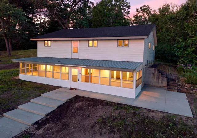 2nd image of 3063 325th Ave Nw, Cambridge, MN 55008 | MLS# 7035757