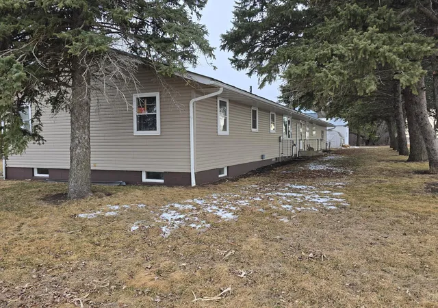 Homes for sale in Worthington, MN | 22525 Read Ave, Worthington, MN 56187 | MLS# 7035846