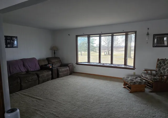 Photo 3 of Single family home for sale at 22525 Read Ave, Worthington, MN 56187 | MLS# 7035846 | Listing updated on 2026-09-12