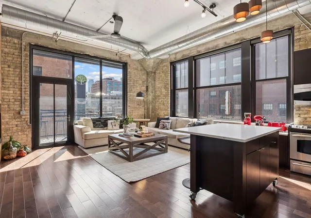 Photo 1 of Condo for sale at 618 Washington Ave N #301, Minneapolis, MN 55401 | MLS# 7035847 | Listing updated on 2026-09-28