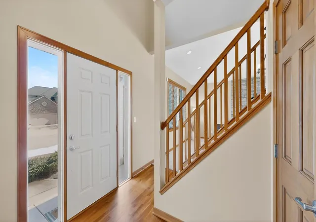 Photo 3 of Single family home for sale at 4823 Scenic Oak Dr SW, Rochester, MN 55902 | MLS# 7036110 | Listing updated on 2026-07-22