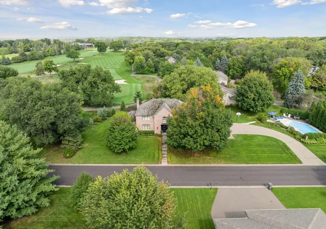 Photo 3 of Sale Pending at 10500 Niblick Ln, Eden Prairie, MN 55347 | MLS# 7036187 | Listing updated on 2026-08-30
