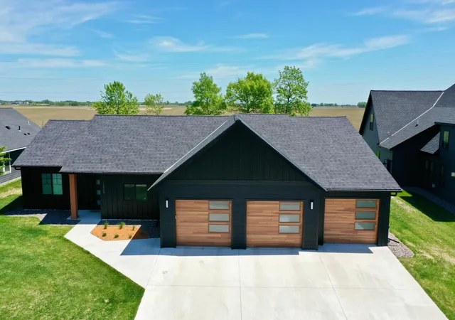 Homes for sale in Spicer, MN | 12989 134th Ave Ne, Spicer, MN 56288 | MLS# 7036262
