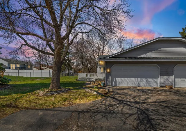 3rd image of 7517 Xerxes Ave N, Minneapolis, MN 55444 | MLS# 7036418