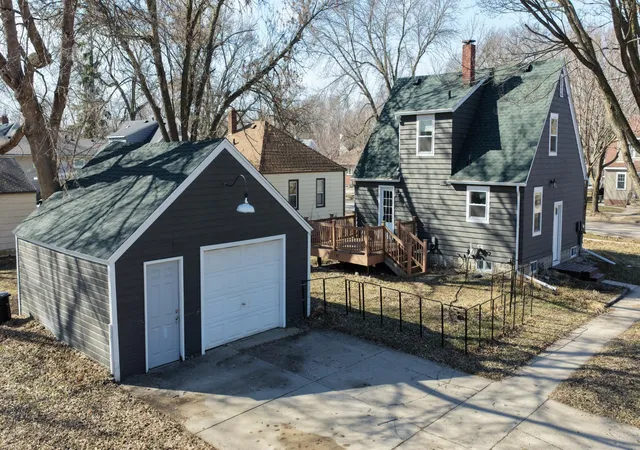 Photo 3 of Single family home for sale at 601 7th Street Sw, Willmar, MN 56201 | MLS# 7036422 | Listing updated on 2026-10-01