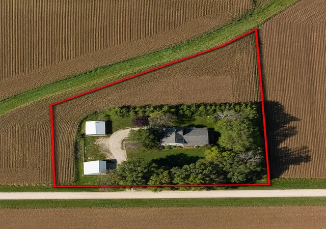 Homes for sale in Kenyon, MN | 44241 70Th Ave, Kenyon, MN 55946 | MLS# 7036471
