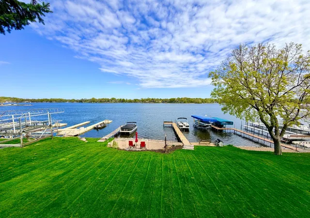 Homes for sale in Mound, MN | 5060 Edgewater Dr, Mound, MN 55364 | MLS# 7036495