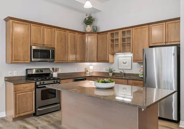 2nd image of 301 Clifton Ave #1H, Minneapolis, MN 55403 | MLS# 7036577