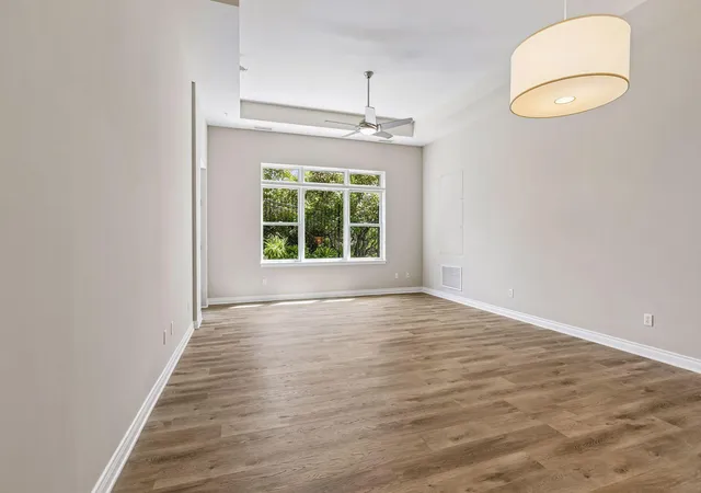 Photo 3 of Sale Pending at 301 Clifton Ave #1H, Minneapolis, MN 55403 | MLS# 7036577 | Listing updated on 2026-09-12