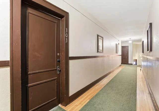 Homes for sale in Minneapolis, MN | 1901 Stevens Ave #303, Minneapolis, MN 55403 | MLS# 7036743