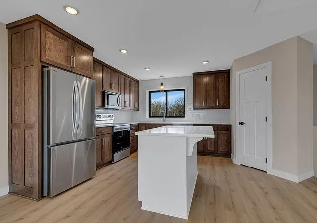 Photo 3 of Single family home for sale at 313 10th Street S, Sartell, MN 56377 | MLS# 7036764 | Listing updated on 2026-08-10