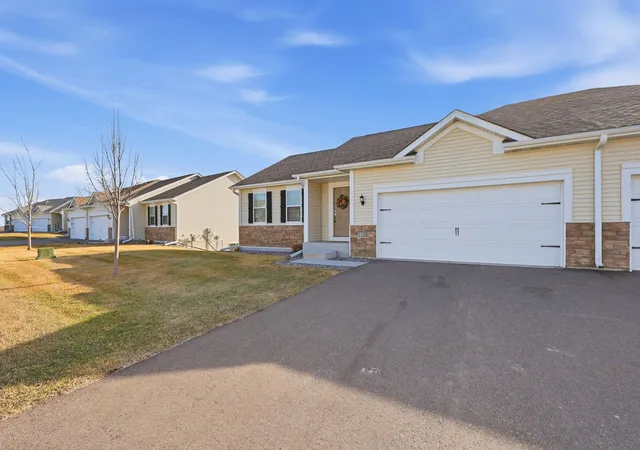 4th image of 1108 Natalie Ave, Montrose, MN 55363 | MLS# 7036772
