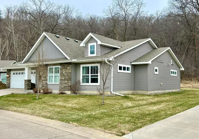2nd image of 1140 Hewitt Blvd, Red Wing, MN 55066 | MLS# 7036786