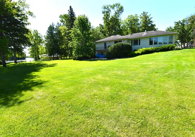2nd image of 1217 Taft St E, Thief River Falls, MN 56701 | MLS# 7036796