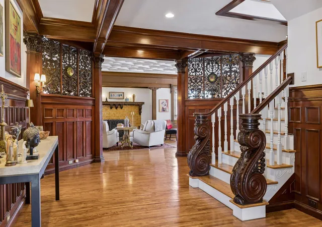 4th image of 1807 Dupont Ave S, Minneapolis, MN 55403 | MLS# 7036814